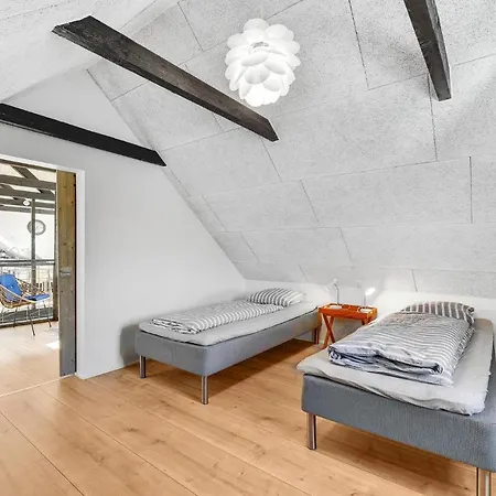 Pet Friendly In With House Sea View *